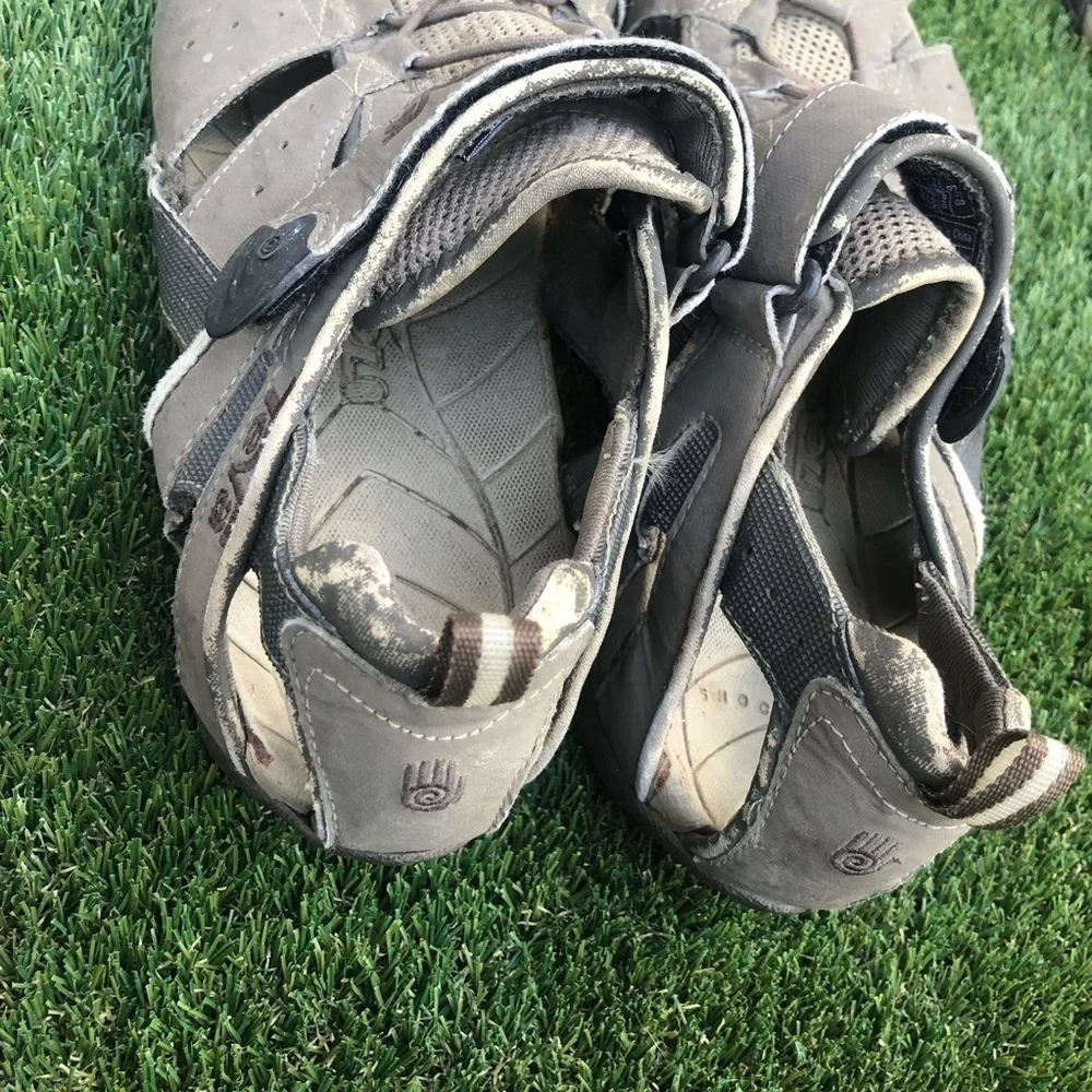 Teva open caged